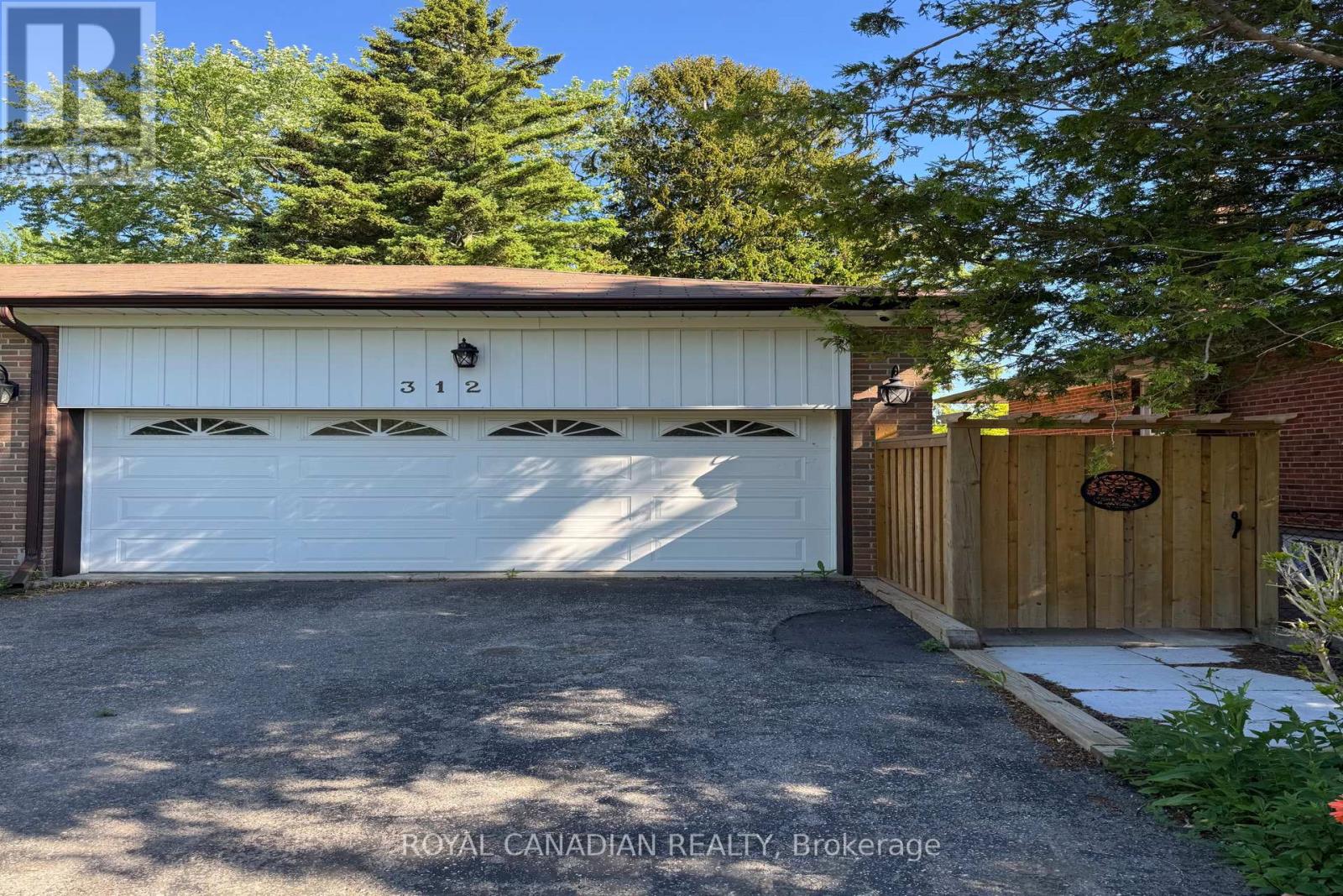 Bsmt - 312 Coronation Drive, Toronto, Ontario  M1E 2J8 - Photo 2 - E13828694