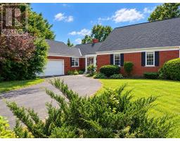 20 INVERNESS AVENUE, Perth, Ontario