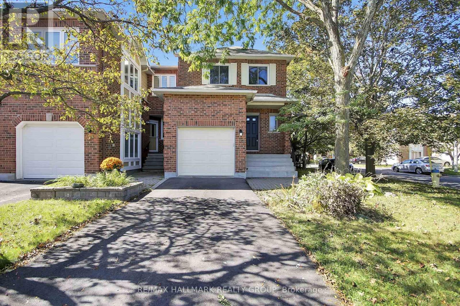 57 ASHPARK CRESCENT, Ottawa, Ontario