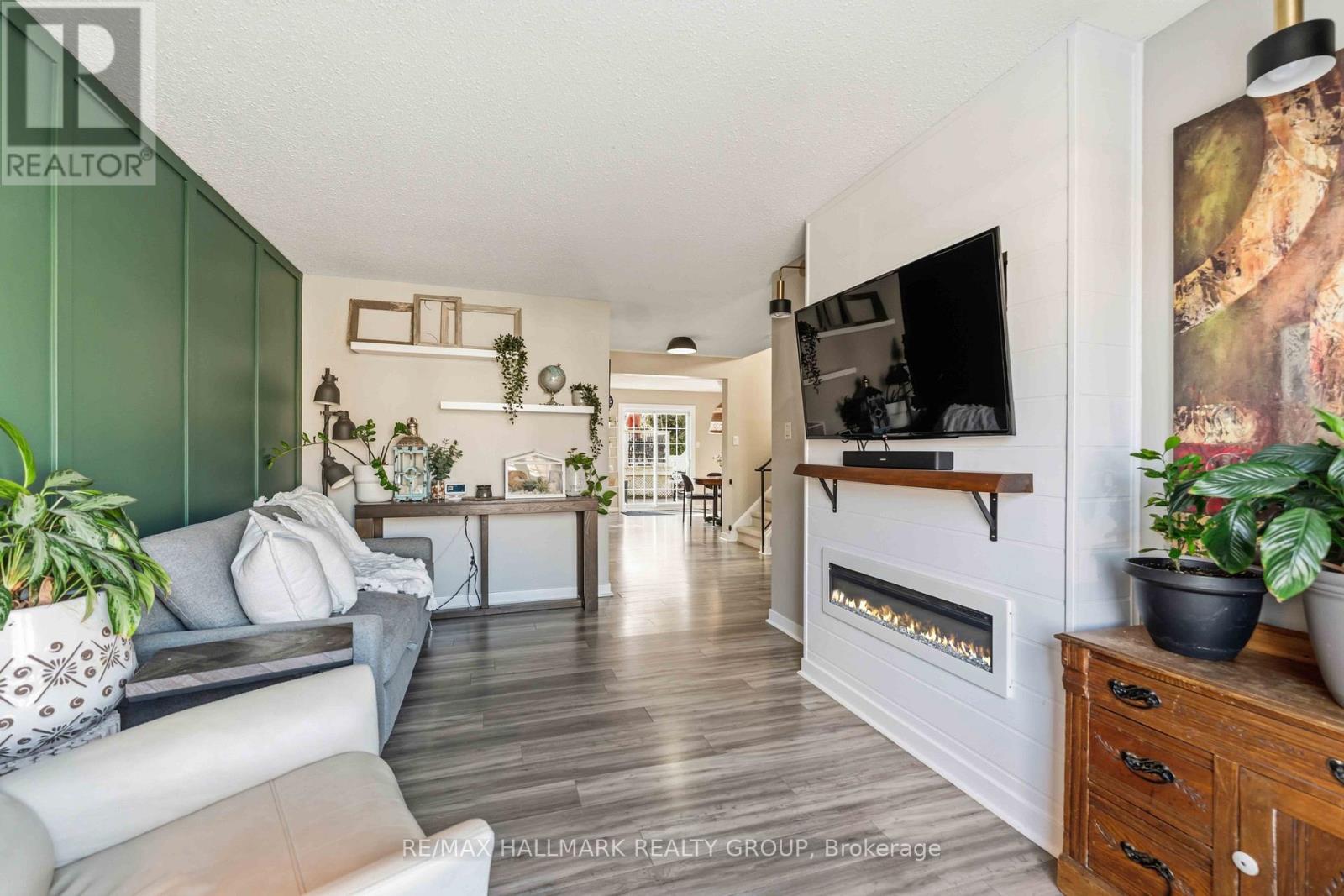1091 Burgundy Lane, Ottawa, Ontario  K1C 2M9 - Photo 8 - X13828894