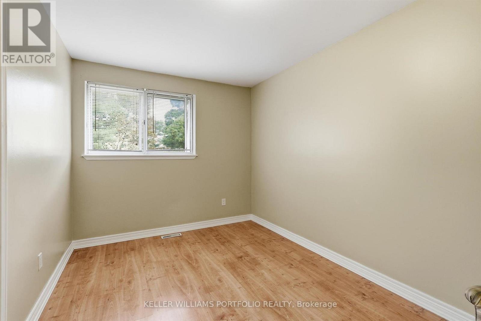 32 Henderson Drive, Aurora, Ontario  L4G 3L2 - Photo 30 - N13828688