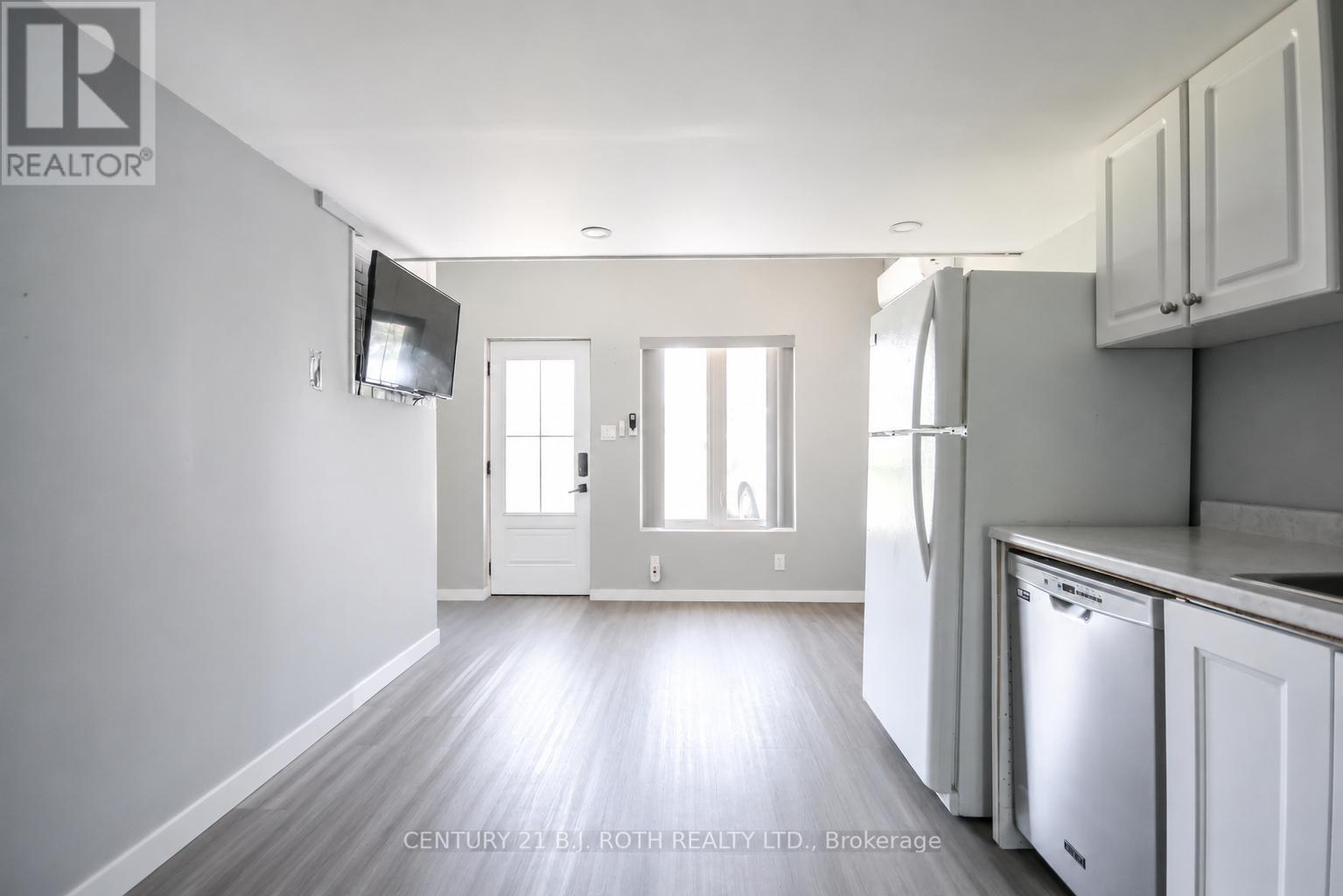 7906 Main Street, Adjala-Tosorontio, Ontario  L0M 1J0 - Photo 24 - N13828792