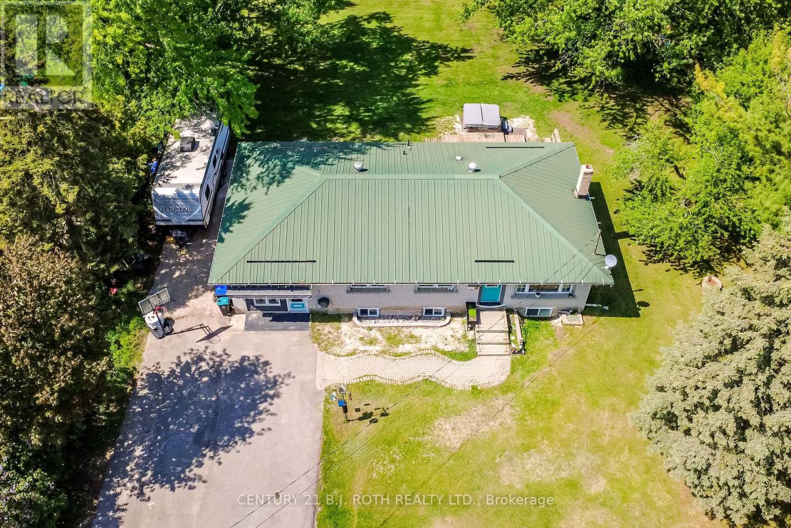 7906 Main Street, Adjala-Tosorontio, Ontario  L0M 1J0 - Photo 38 - N13828792