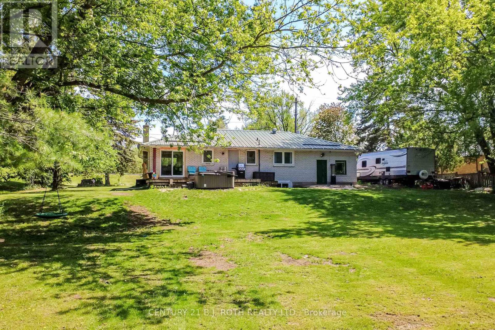 7906 Main Street, Adjala-Tosorontio, Ontario  L0M 1J0 - Photo 4 - N13828792