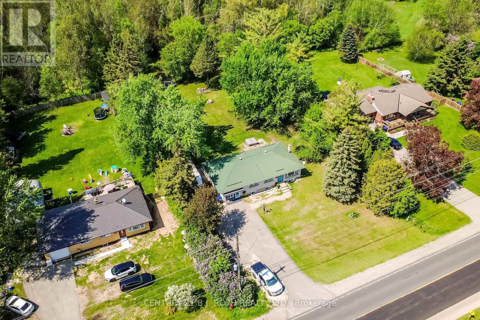 7906 Main Street, Adjala-Tosorontio, Ontario  L0M 1J0 - Photo 40 - N13828792