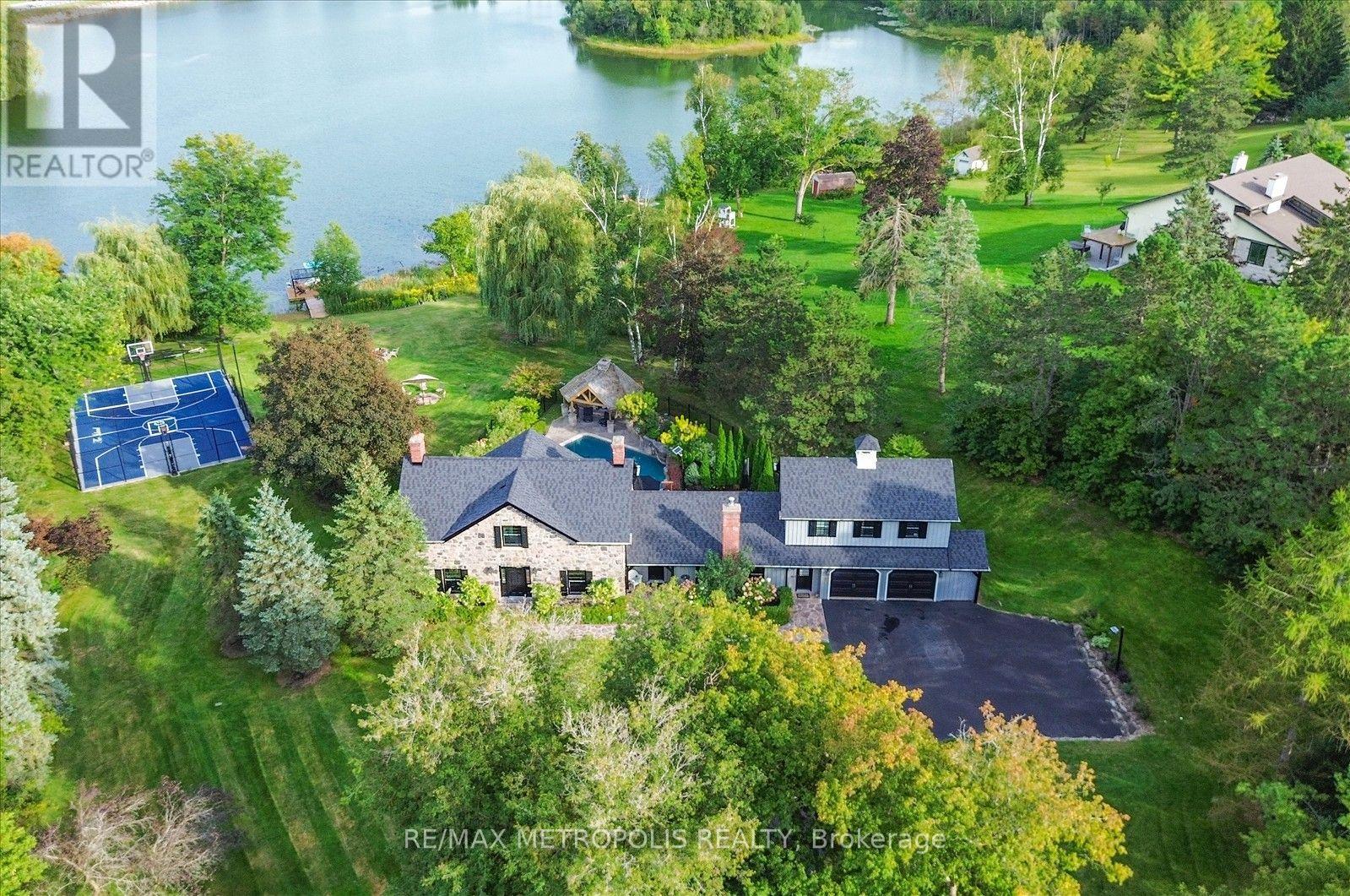 1 Island Lake Drive, Whitchurch-Stouffville, Ontario  L4A 3G7 - Photo 1 - N13828860