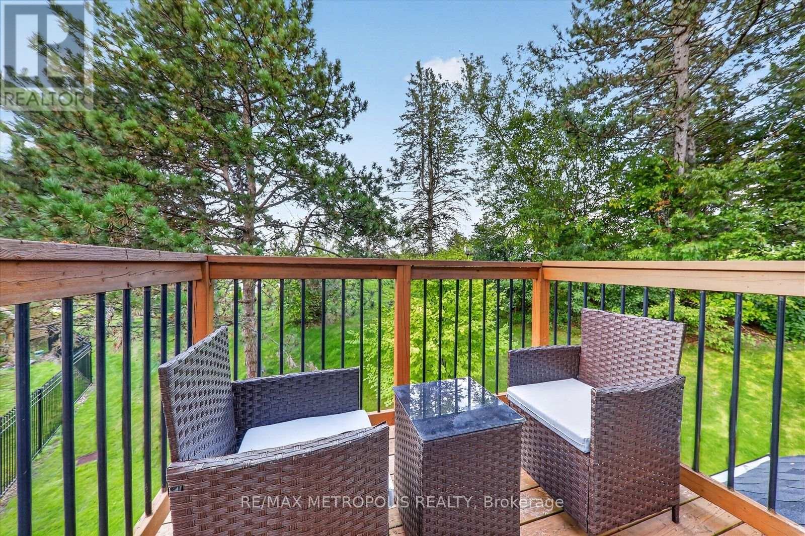 1 Island Lake Drive, Whitchurch-Stouffville, Ontario  L4A 3G7 - Photo 24 - N13828860