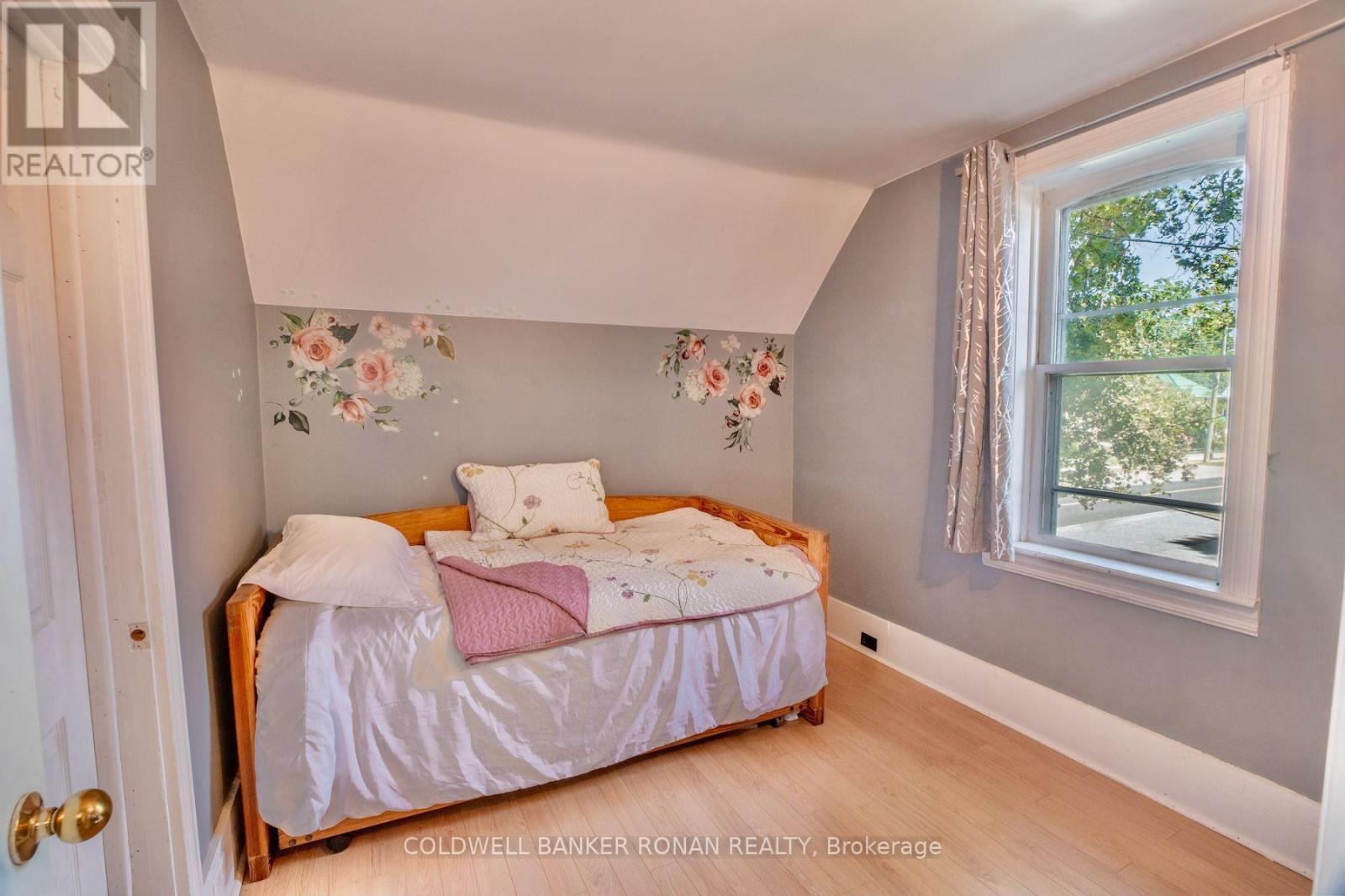 8121 Main Street, Adjala-Tosorontio, Ontario  L0M 1J0 - Photo 19 - N13828874