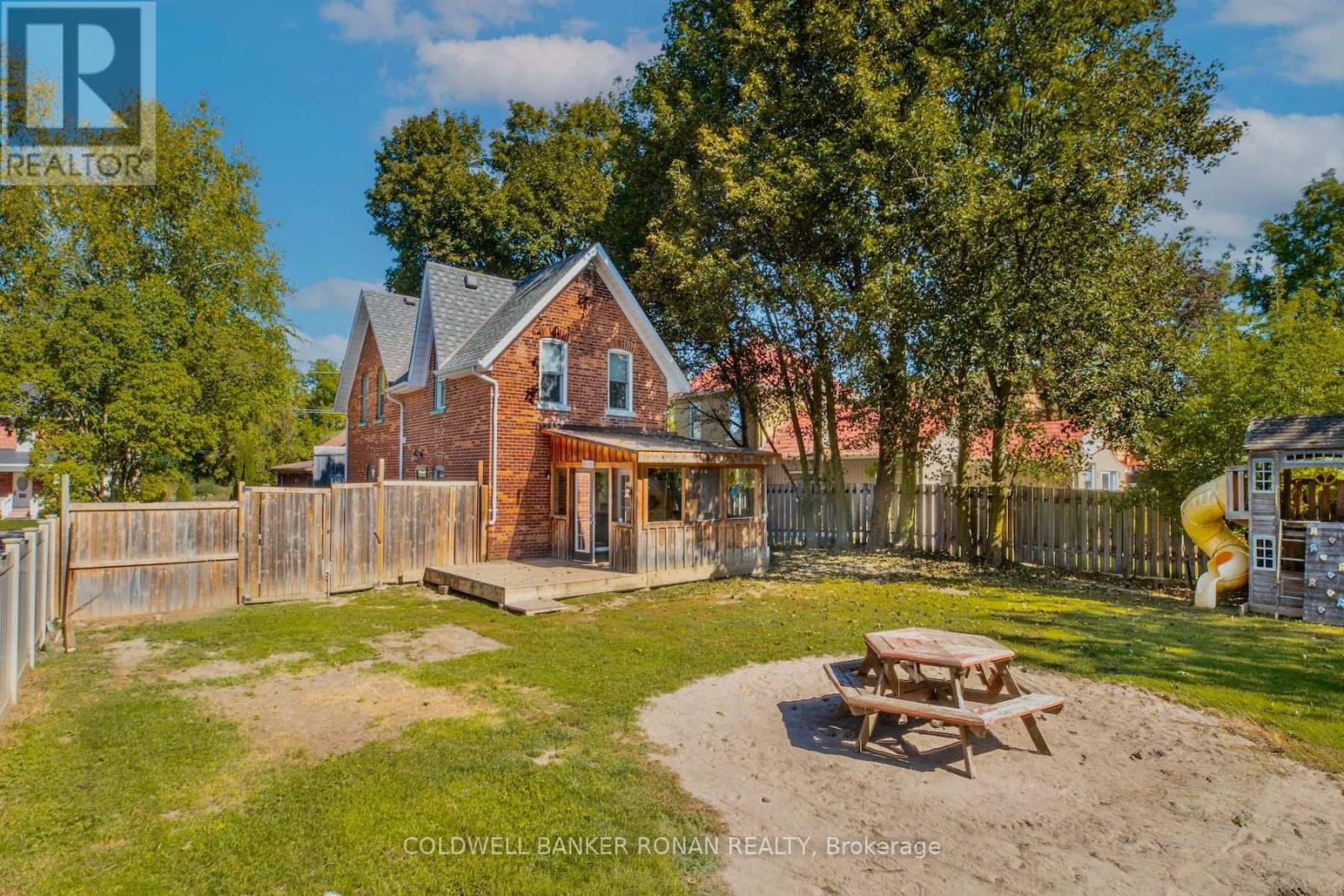 8121 Main Street, Adjala-Tosorontio, Ontario  L0M 1J0 - Photo 27 - N13828874