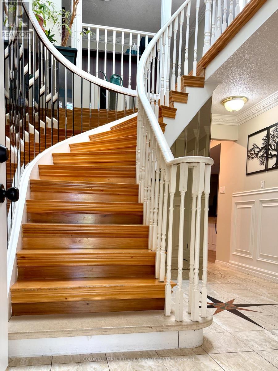 227 Hickling Trail, Barrie (Grove East), Ontario  L4M 5W6 - Photo 15 - S13828774