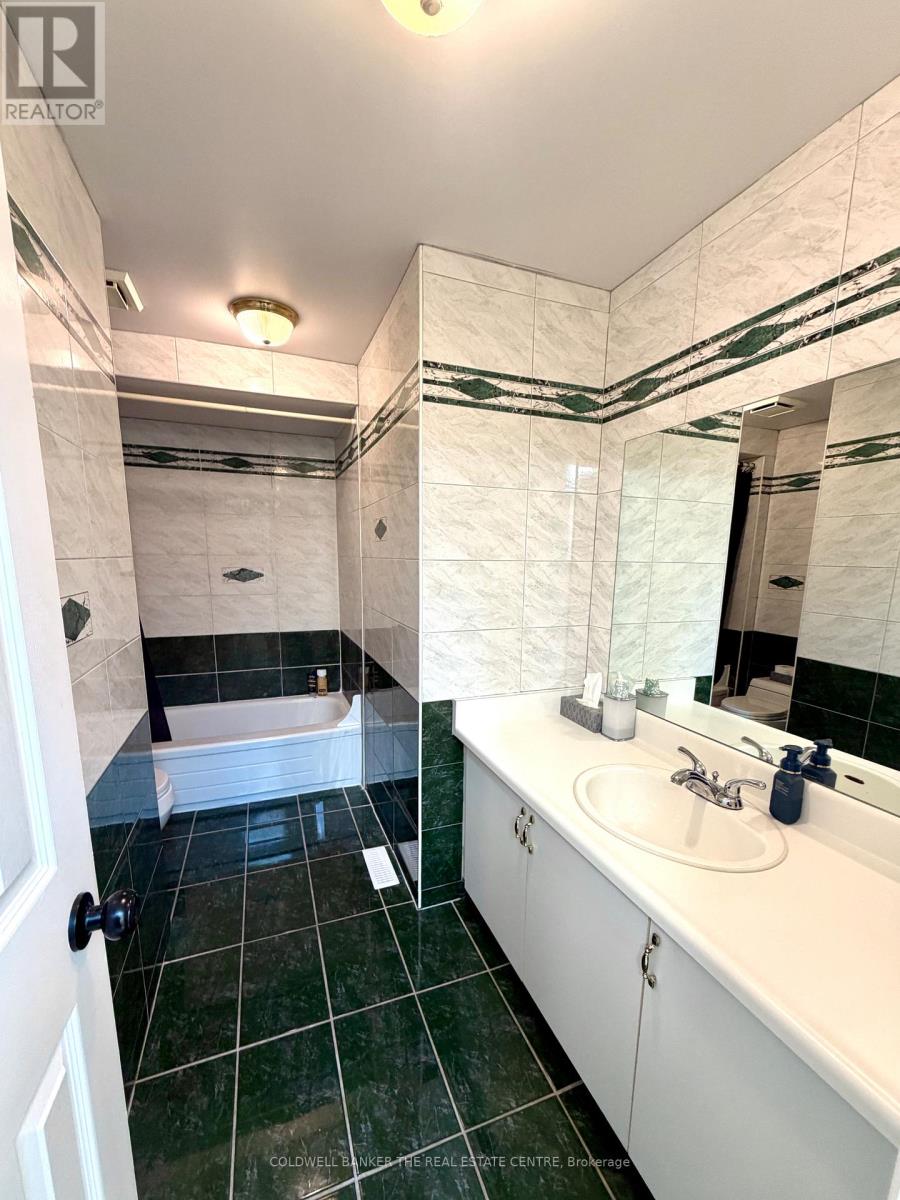 227 Hickling Trail, Barrie (Grove East), Ontario  L4M 5W6 - Photo 22 - S13828774