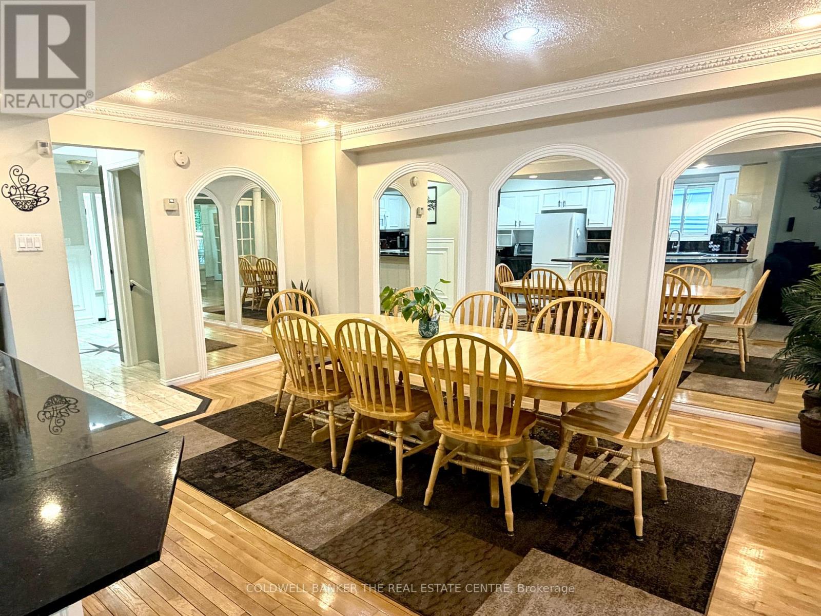 227 Hickling Trail, Barrie (Grove East), Ontario  L4M 5W6 - Photo 4 - S13828774