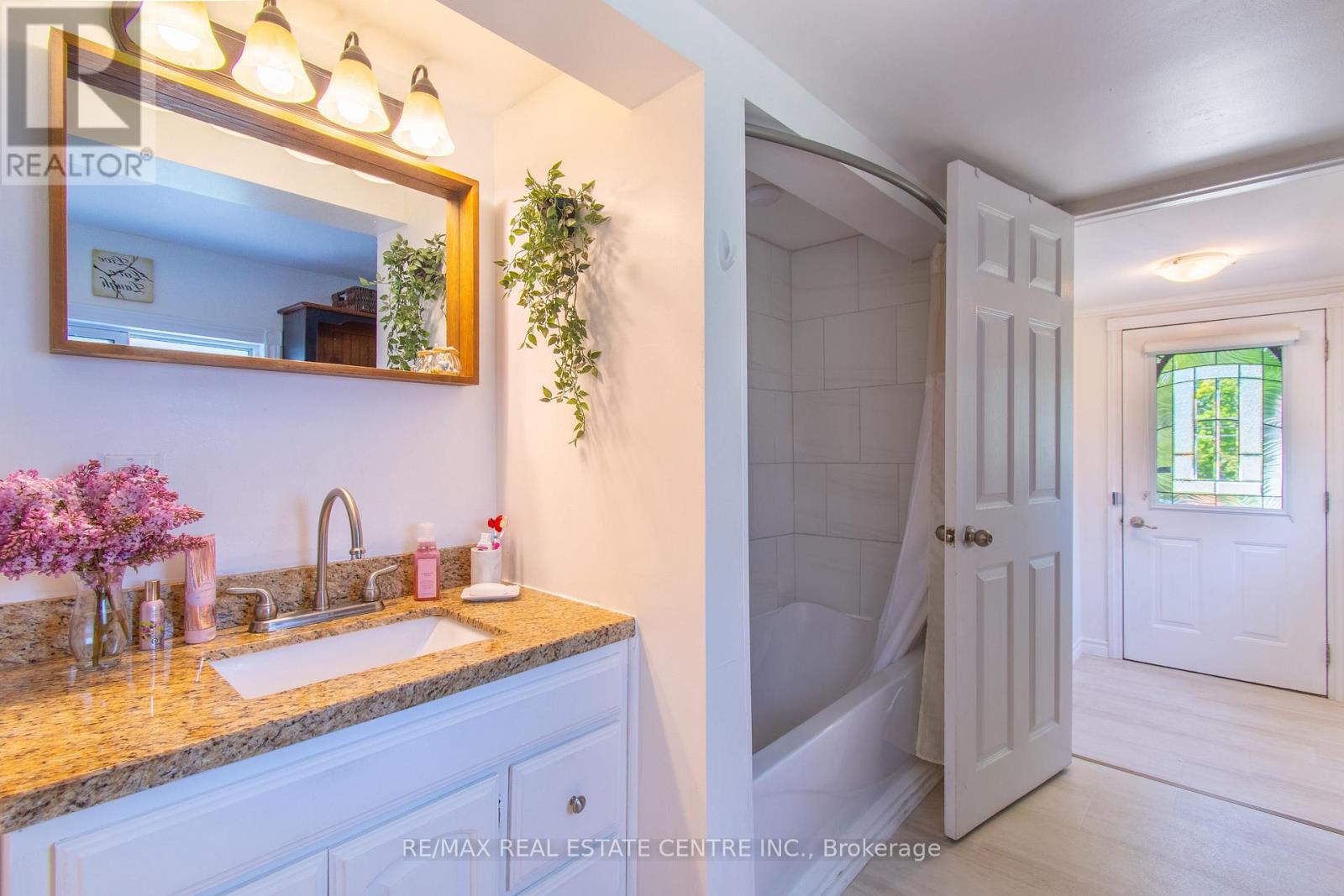 371 William Street, Tay, Ontario  L0K 2A0 - Photo 6 - S13828834