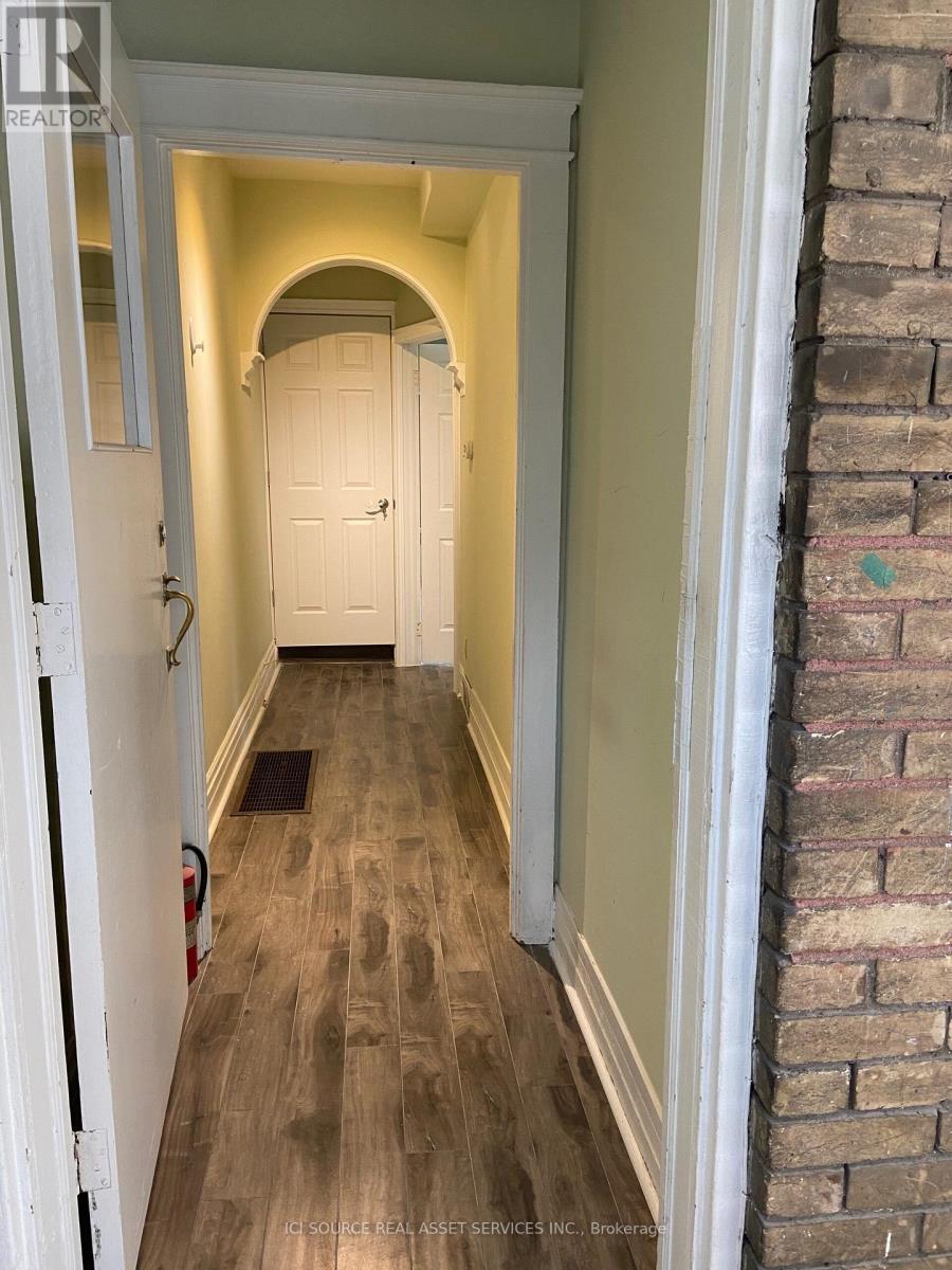 1 - 849 Bathurst Street, Toronto, Ontario  M5R 3G2 - Photo 14 - C13822224