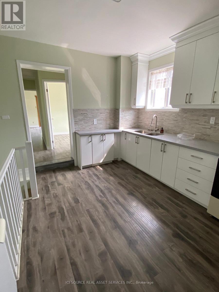 1 - 849 Bathurst Street, Toronto, Ontario  M5R 3G2 - Photo 16 - C13822224