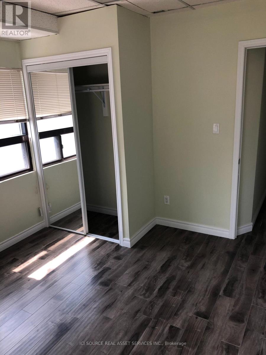 1 - 849 Bathurst Street, Toronto, Ontario  M5R 3G2 - Photo 7 - C13822224