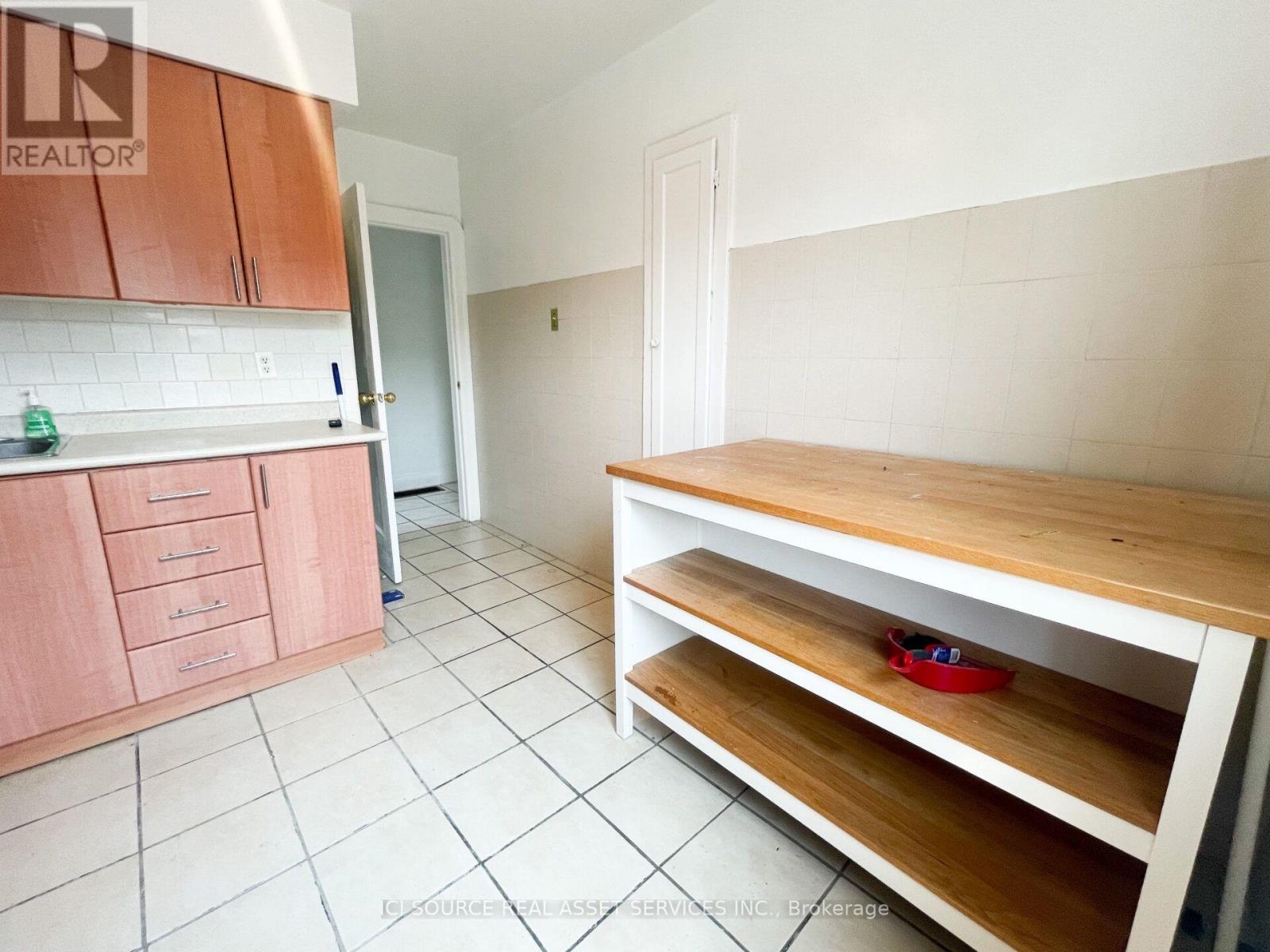 2 - 54 Markham Street, Toronto, Ontario  M6J 2G5 - Photo 3 - C13822262