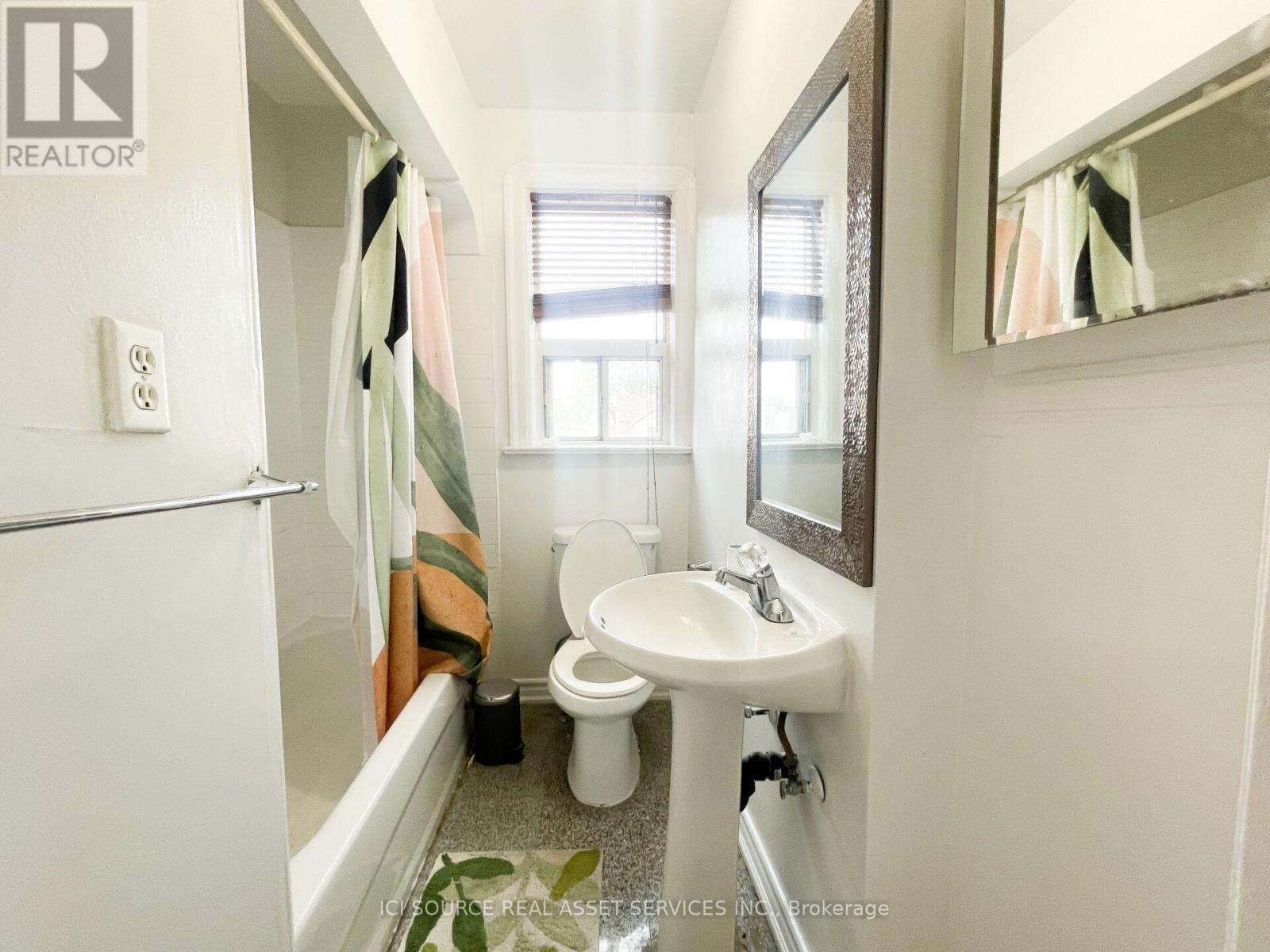 2 - 54 Markham Street, Toronto, Ontario  M6J 2G5 - Photo 4 - C13822262
