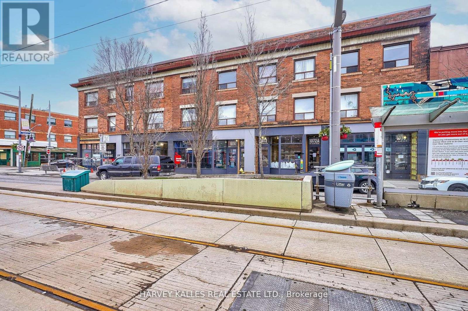 1 - 1072 St Clair Avenue W, Toronto, Ontario M6E 3H3 - Photo 6 - C13827440