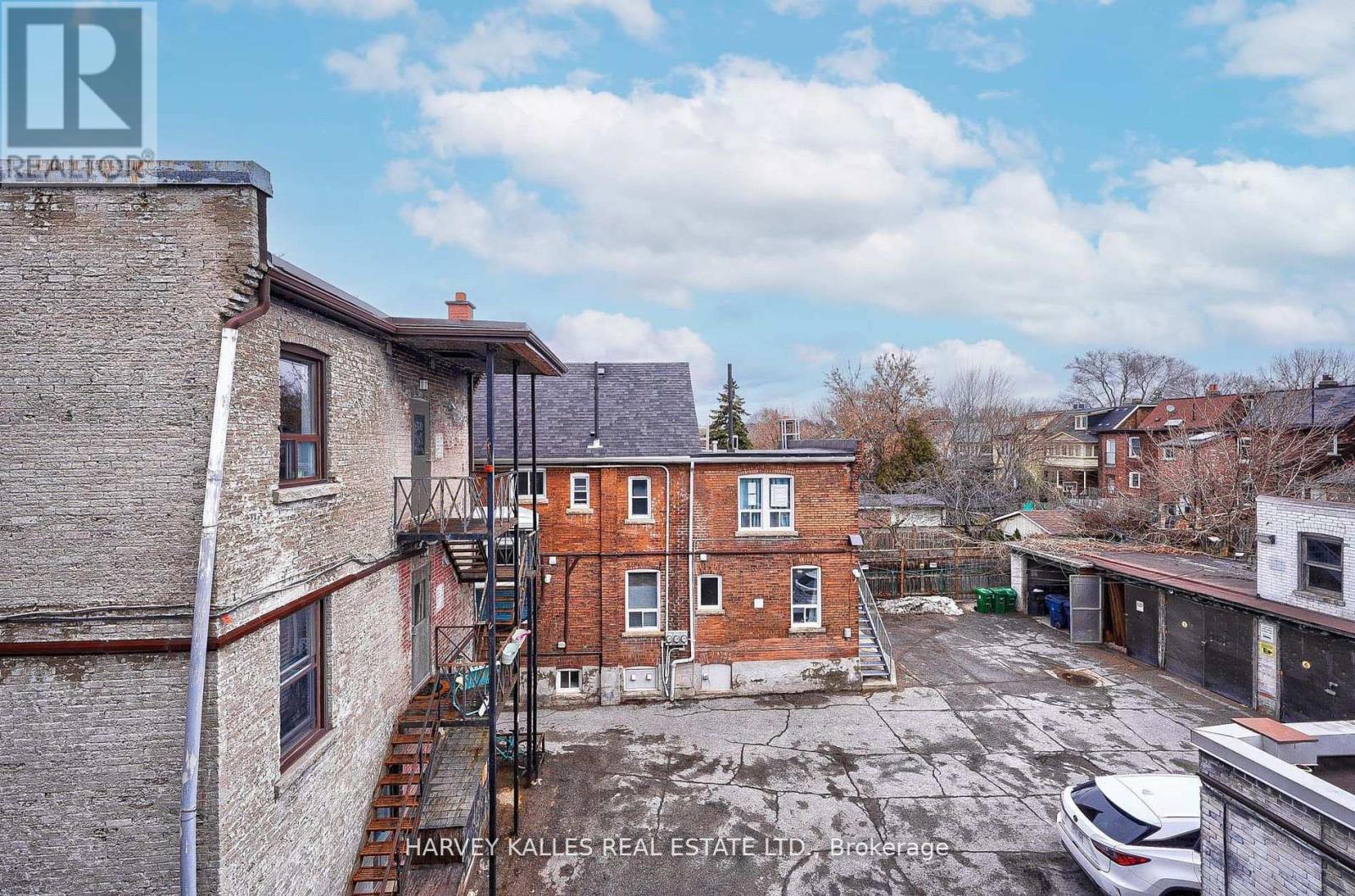 1 - 1072 St Clair Avenue W, Toronto, Ontario M6E 3H3 - Photo 36 - C13827440