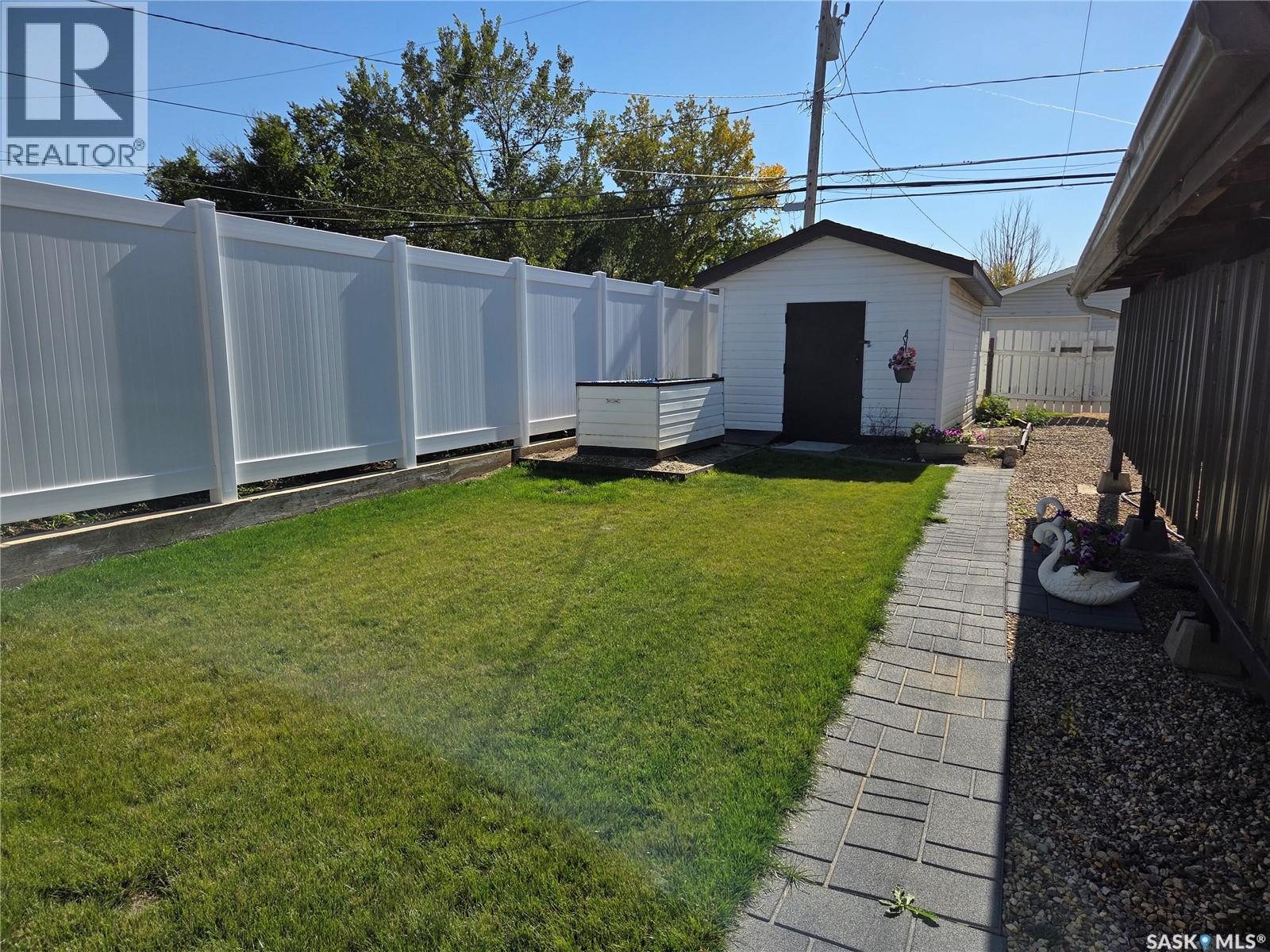 817 Stadacona Street E, Moose Jaw, Saskatchewan  S6H 0K5 - Photo 27 - SK049543