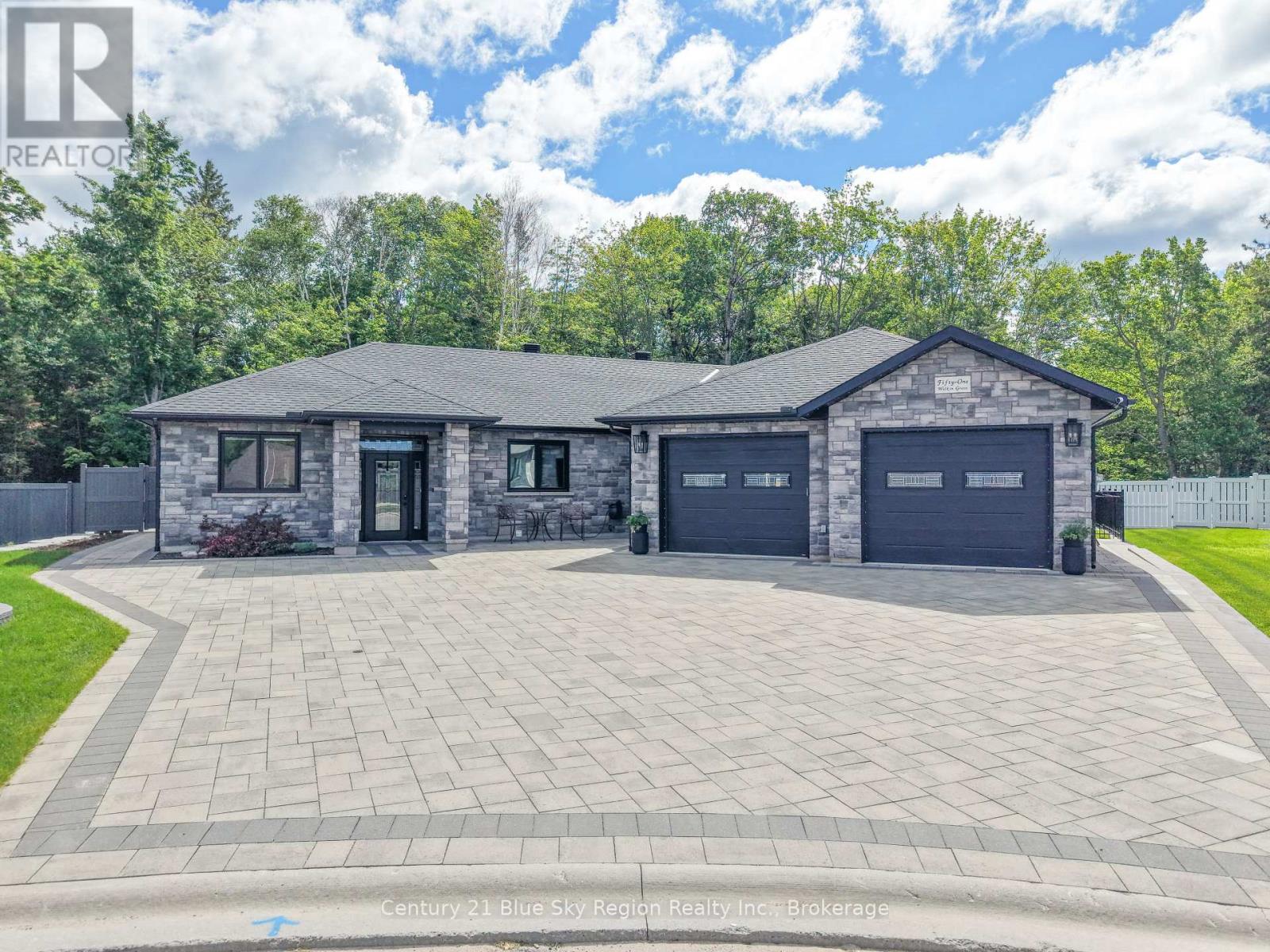 51 Welkin Grove, North Bay, Ontario  P1A 0G7 - Photo 2 - X13828710