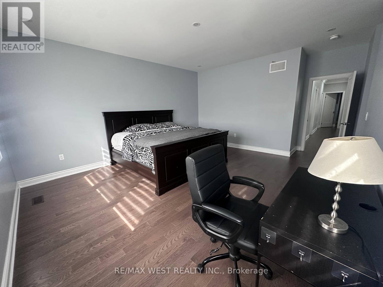 111 Scarlet Way, Bradford West Gwillimbury, Ontario  L3Z 0T4 - Photo 23 - N13819826