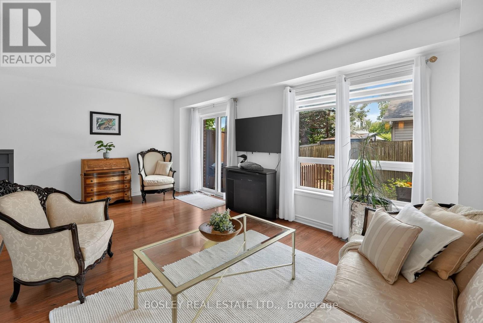 10 - 6263 Valley Way, Niagara Falls, Ontario  L2E 0A1 - Photo 7 - X13475008