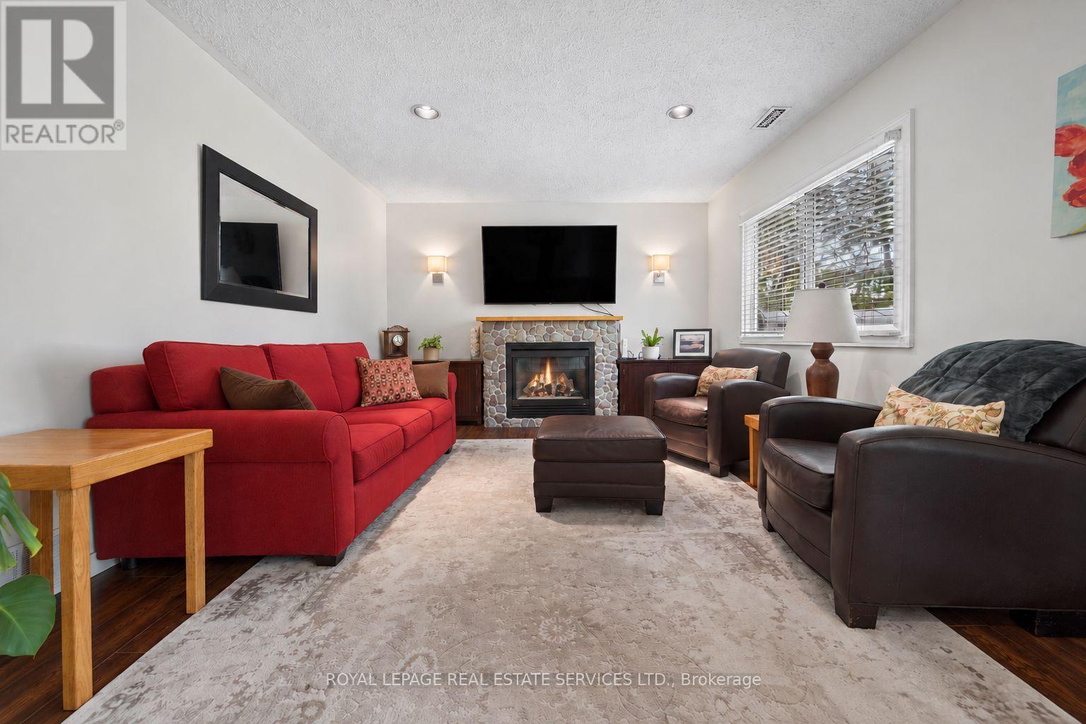 46 Germorda Drive, Oakville, Ontario  L6H 1A8 - Photo 8 - W13828586