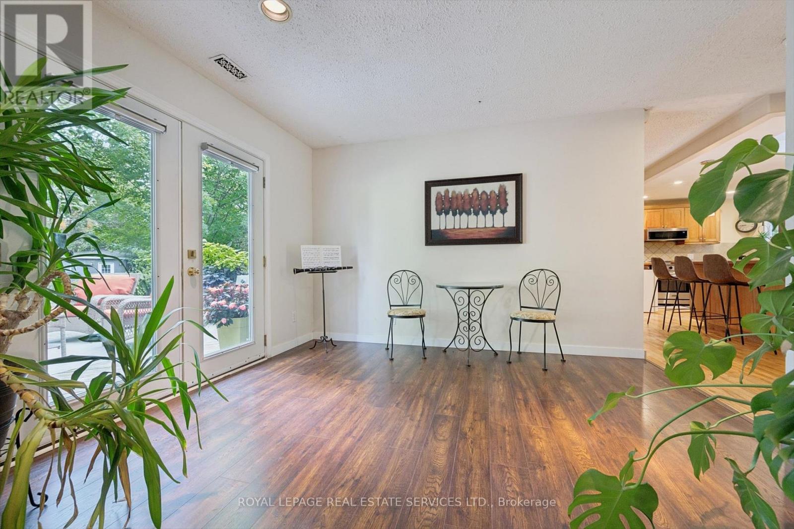 46 Germorda Drive, Oakville, Ontario  L6H 1A8 - Photo 9 - W13828586