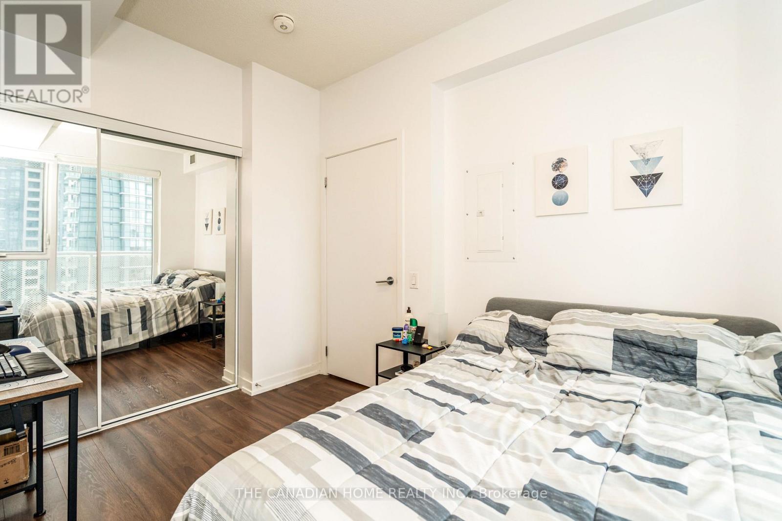 1412 - 4065 Confederation Parkway, Mississauga, Ontario  L5B 0L4 - Photo 24 - W13828640