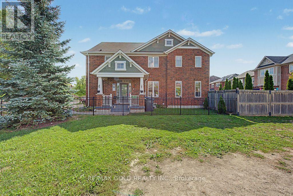 24 Haverty Trail, Brampton, Ontario  L7A 0S2 - Photo 2 - W13828730