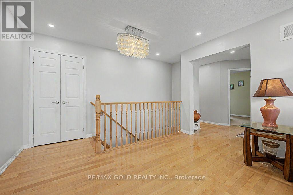 24 Haverty Trail, Brampton, Ontario  L7A 0S2 - Photo 23 - W13828730