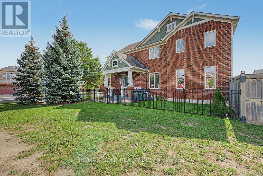 24 Haverty Trail, Brampton, Ontario  L7A 0S2 - Photo 3 - W13828730