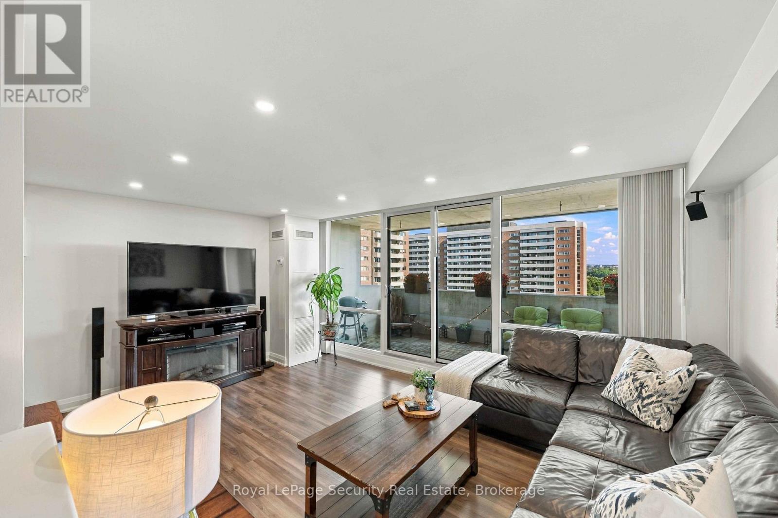 1504 - 250 Scarlett Road, Toronto, Ontario  M6N 4X5 - Photo 16 - W13828732