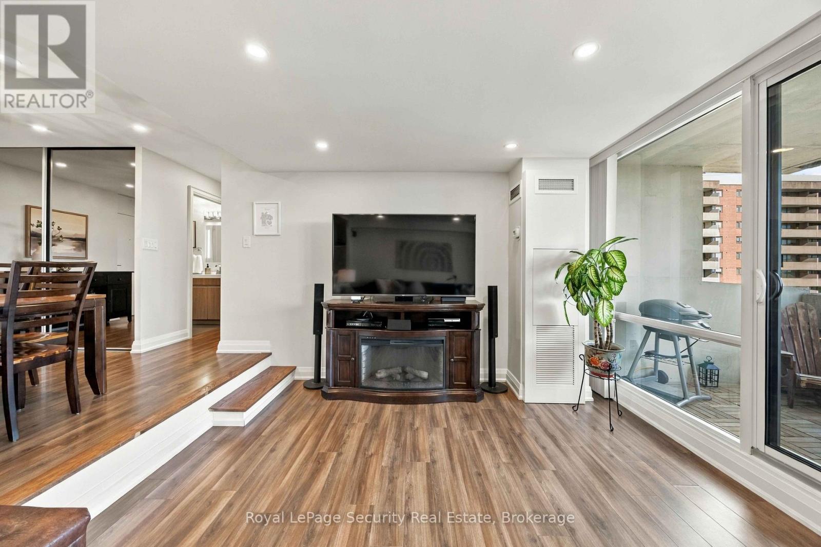 1504 - 250 Scarlett Road, Toronto, Ontario  M6N 4X5 - Photo 20 - W13828732