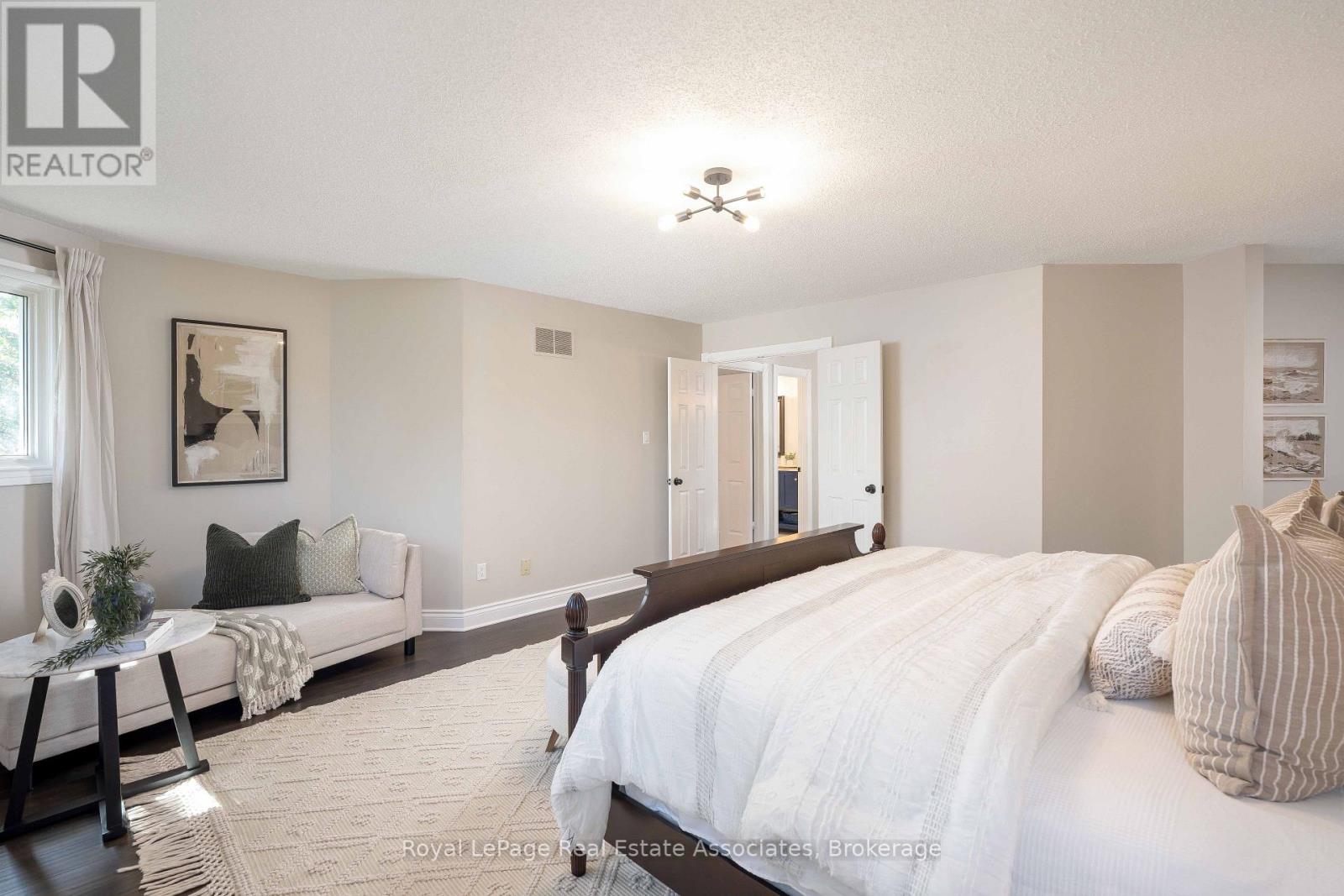 2253 Towne Boulevard, Oakville, Ontario  L6H 5J9 - Photo 29 - W13828744