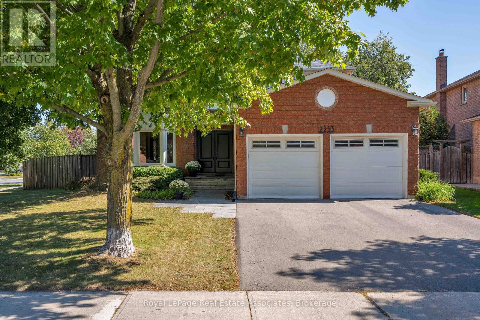 2253 Towne Boulevard, Oakville, Ontario  L6H 5J9 - Photo 49 - W13828744