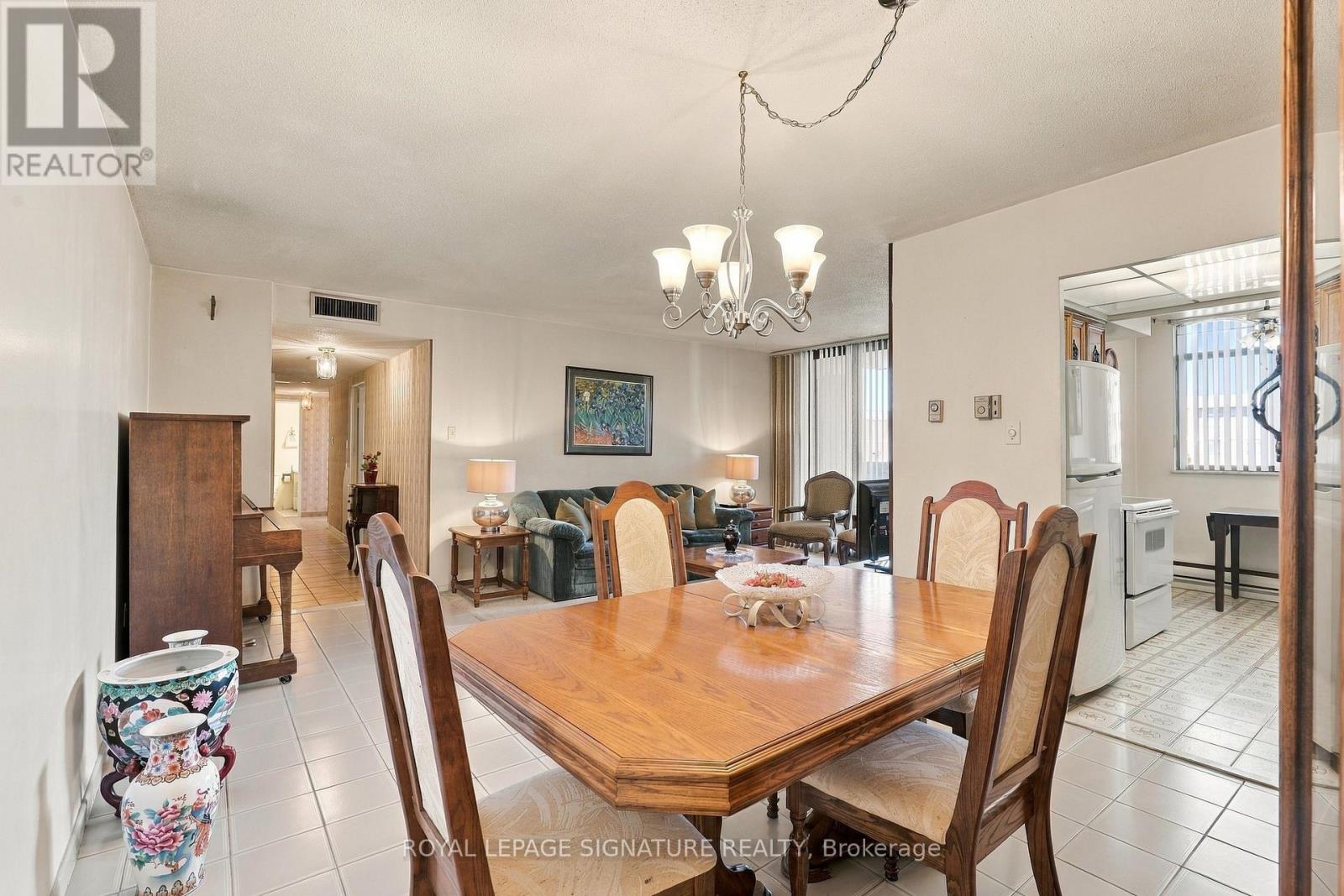 539 - 2645 Jane Street, Toronto, Ontario M3L 2J3 - Photo 13 - W13828824