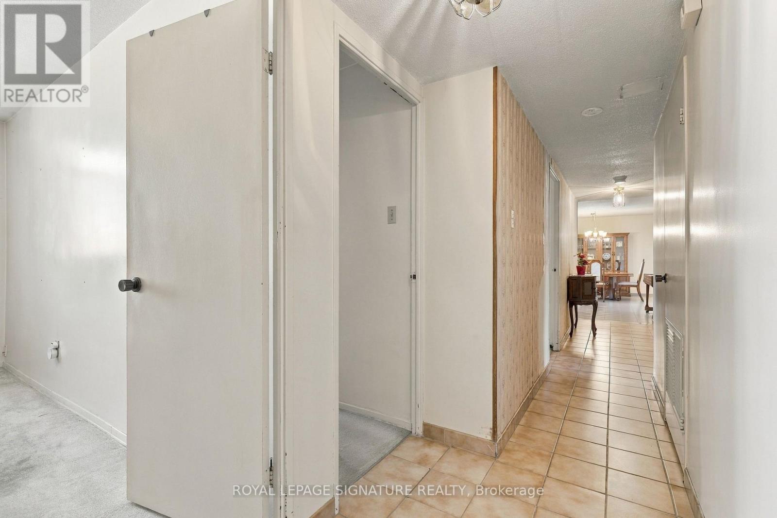 539 - 2645 Jane Street, Toronto, Ontario M3L 2J3 - Photo 17 - W13828824