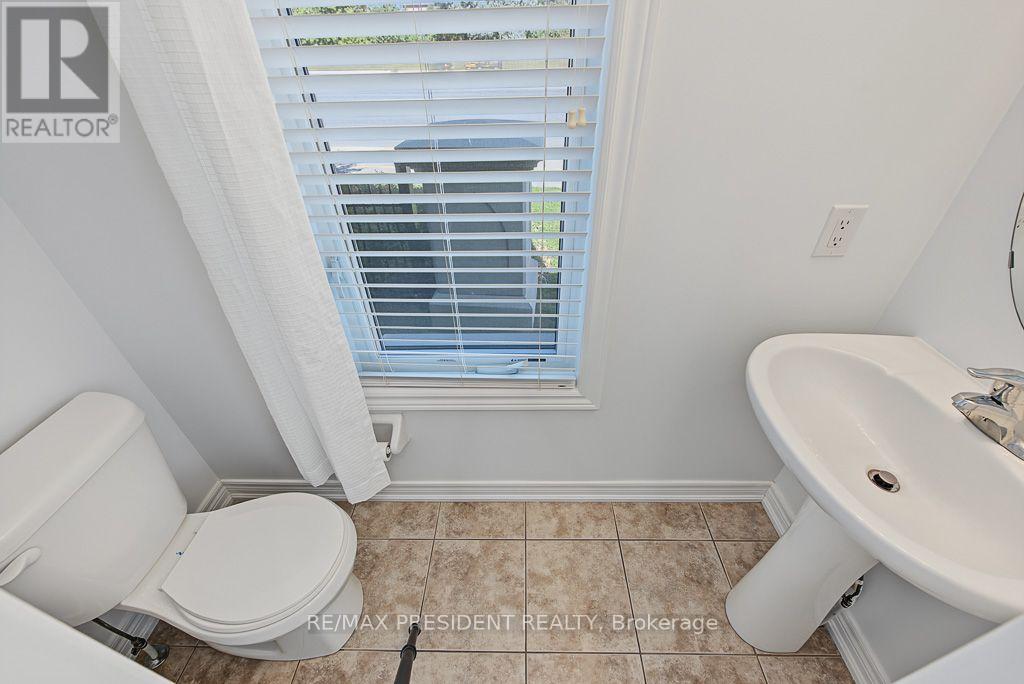 2 Archville Street, Brampton, Ontario  L6Y 5Y5 - Photo 19 - W13828876