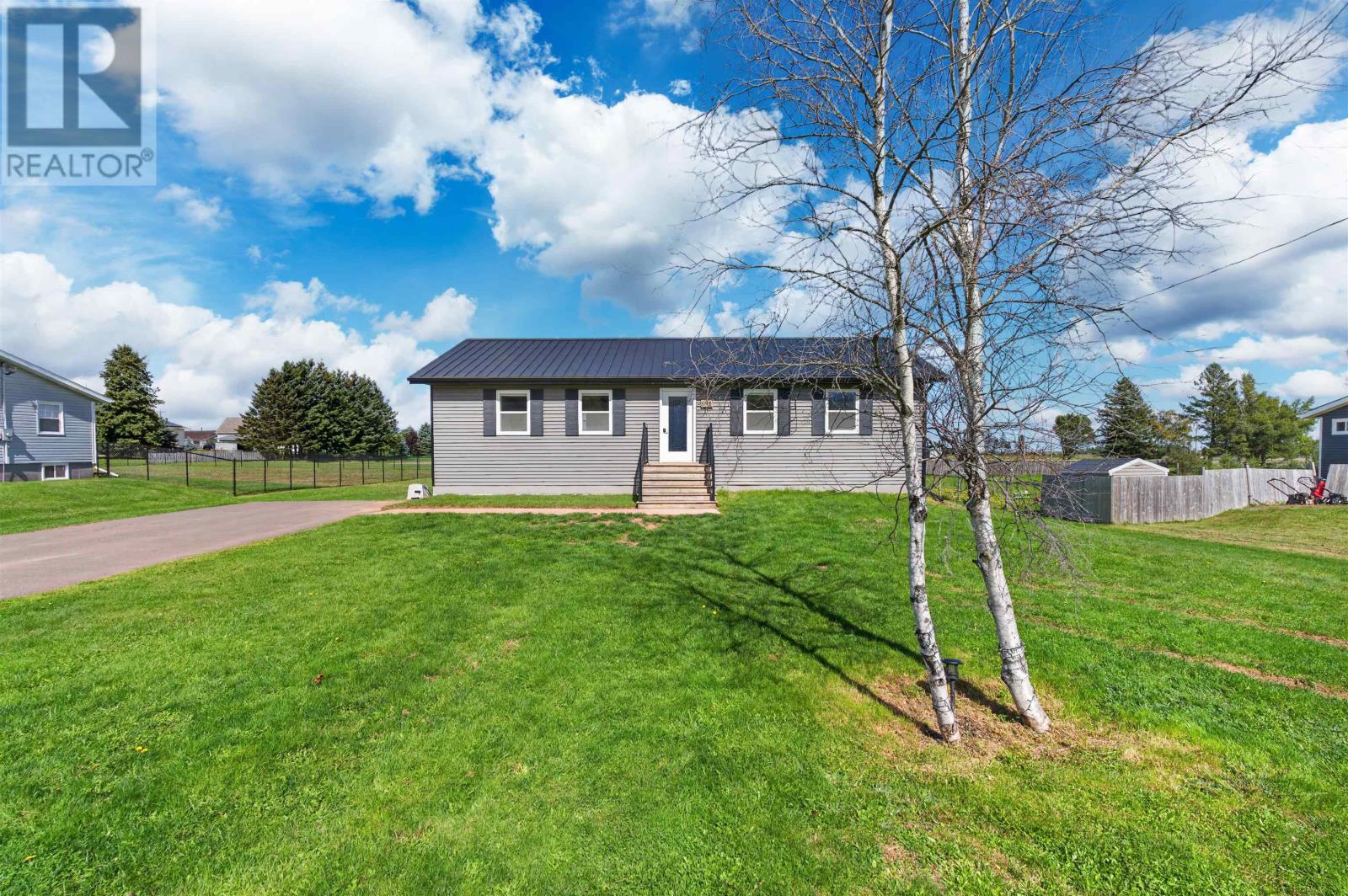 89 Kelly Drive, Miscouche, Prince Edward Island  C0B 1T0 - Photo 1 - 202624363