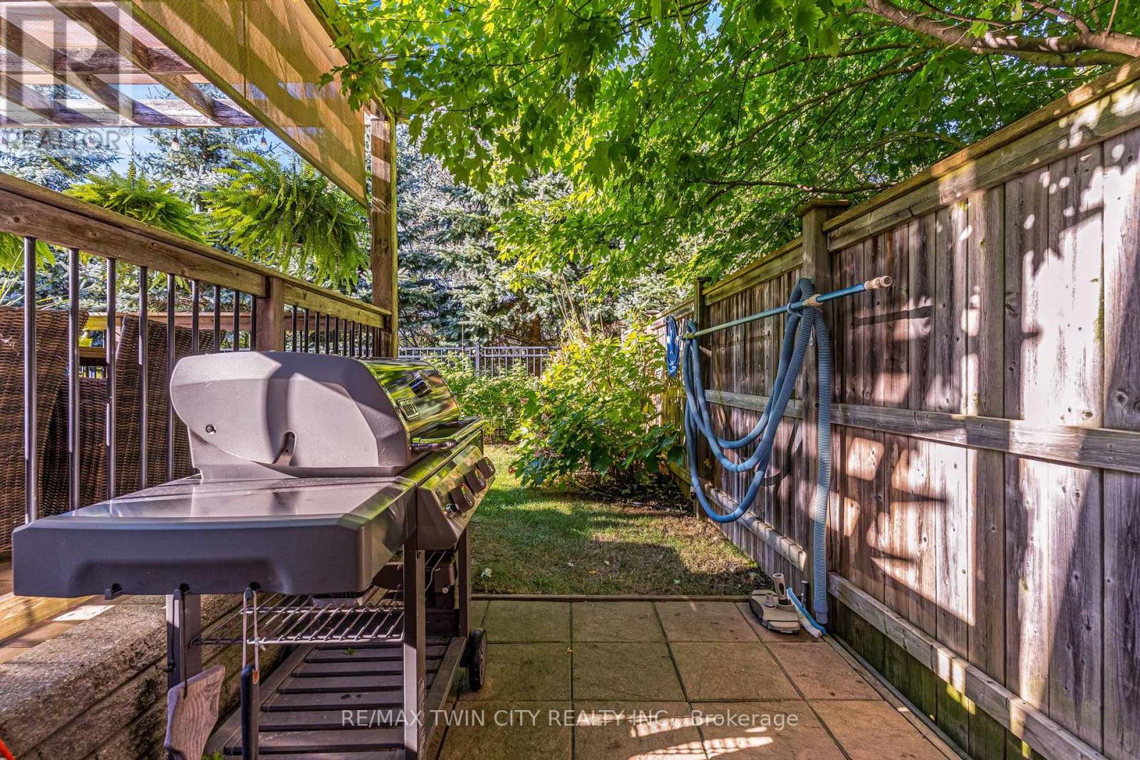 308 Deer Ridge Drive, Kitchener, Ontario  N2P 2K6 - Photo 45 - X13828588