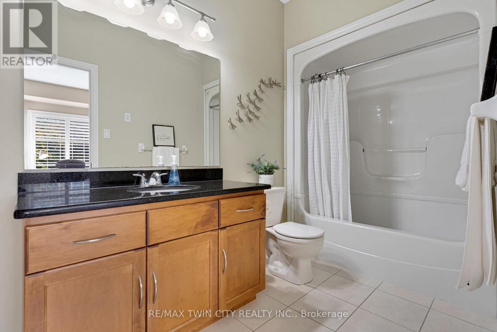 308 Deer Ridge Drive, Kitchener, Ontario  N2P 2K6 - Photo 7 - X13828588