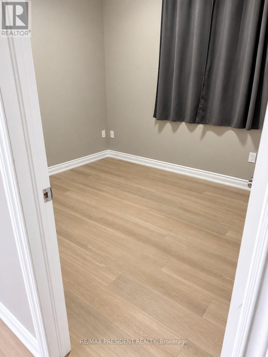 Bsmt - 3 Berkshire Drive, St. Catharines, Ontario  L2M 3Y3 - Photo 4 - X13828776
