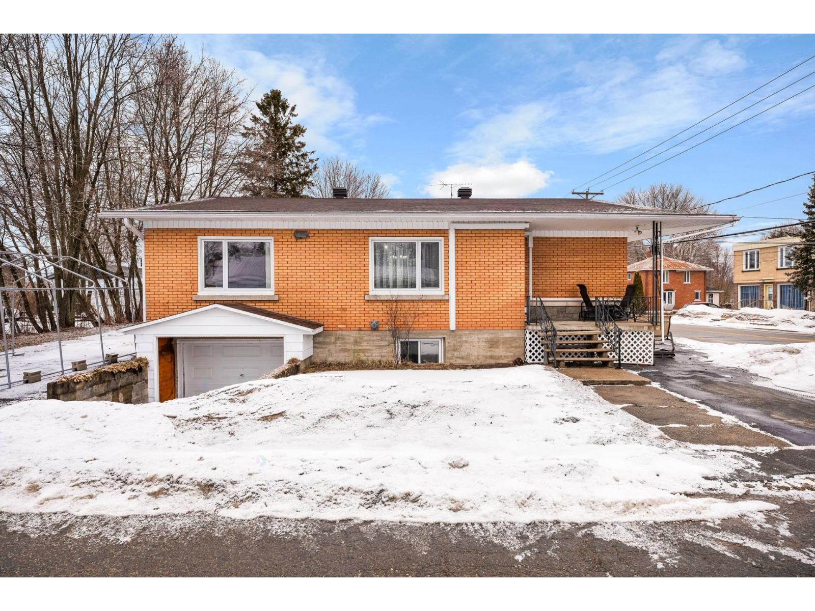 85 Rue St-Alphonse Manseau Quebec Canada G0X1V0 3