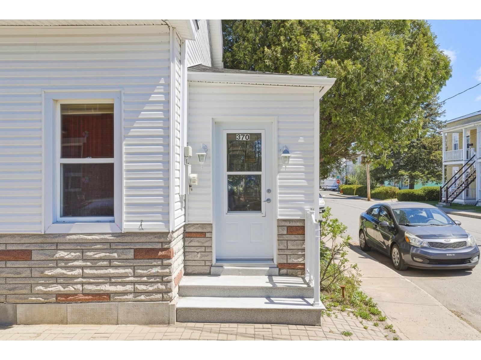 370 111e Rue Shawinigan Quebec Canada G9P2S8 2