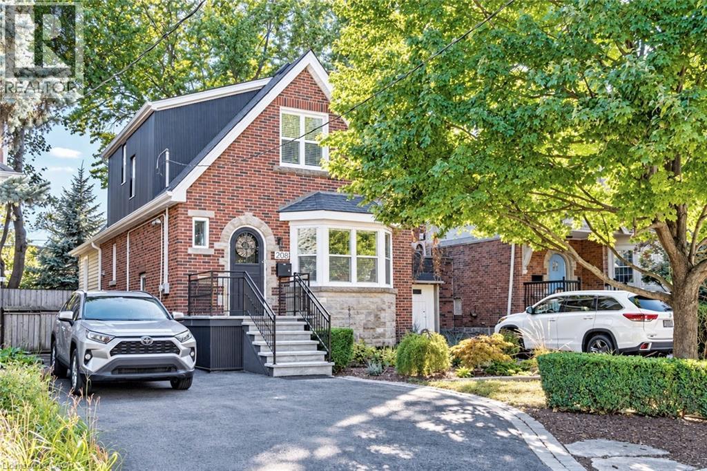 208 CLINE Avenue N, Hamilton, Ontario