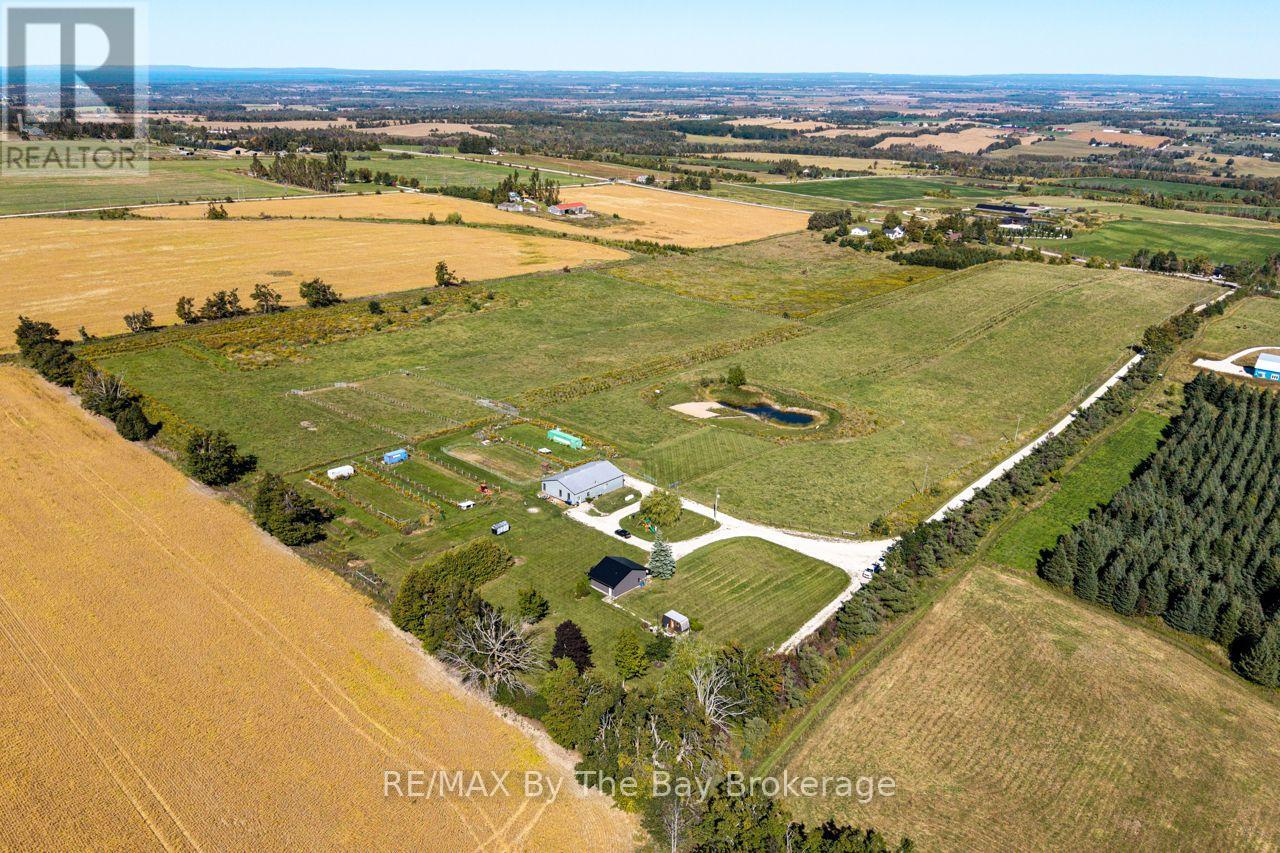 2574 Fairgrounds Road S, Clearview, Ontario  L0M 1G0 - Photo 32 - S13826690