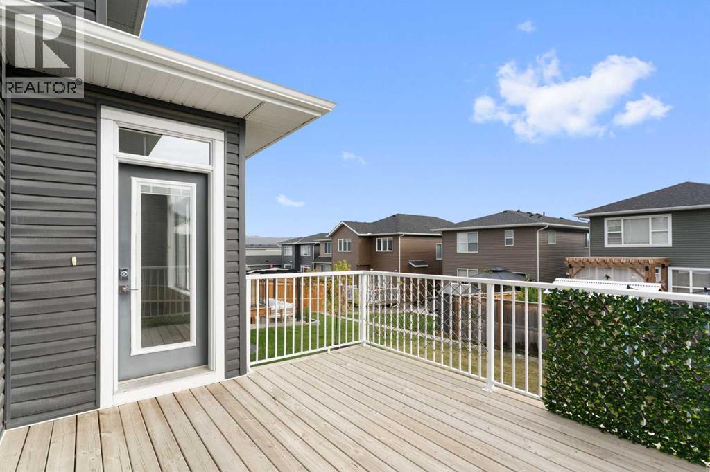 3 Rivercrest Common, Cochrane, Alberta  T4C 2V2 - Photo 36 - A2313193